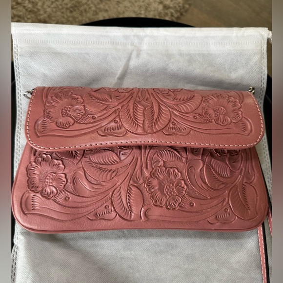 Hand tooled leather clutch/wristlet/crossbody bag - Picture 1 of 6